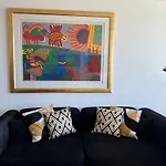 Piano Apartment *